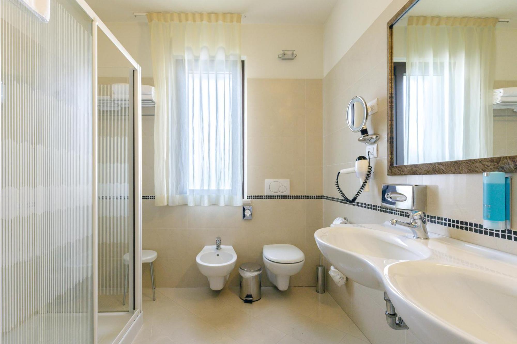 Hotel Arena 3*
